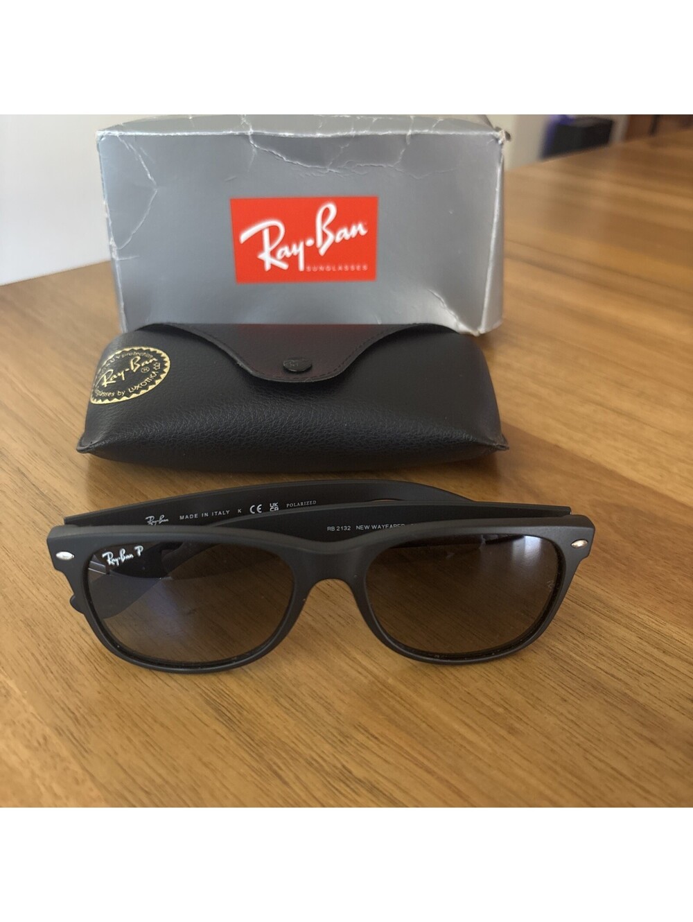 Ray-Ban RB2132 New Wayfarer Sunglasses w/ Case